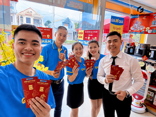 kiểu dáng áo sơ mi đồng phục điện máy xanh 