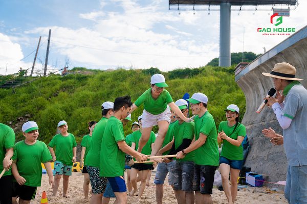thiết kế áo team building grab