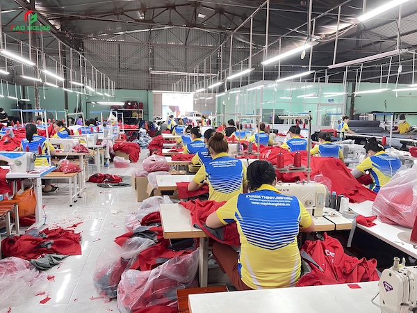 Xưởng may đồng phục theo yêu cầu