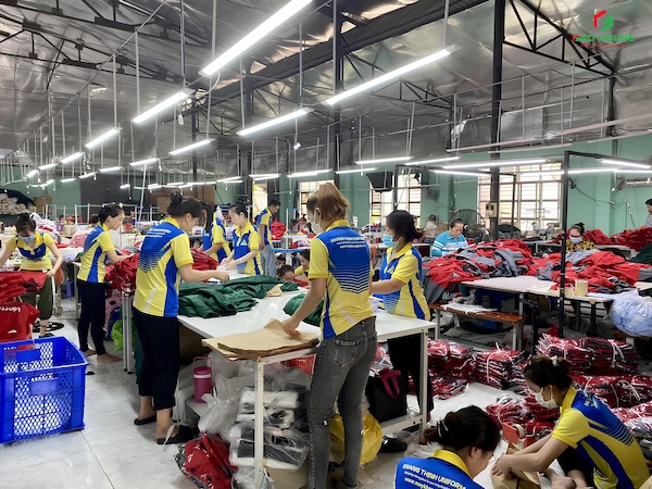 Công ty may đồng phục Gạo House