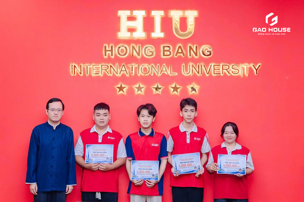đại học hồng bàng đồng phục