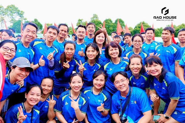 áo CLB đồng phục đại học quốc gia tphcm