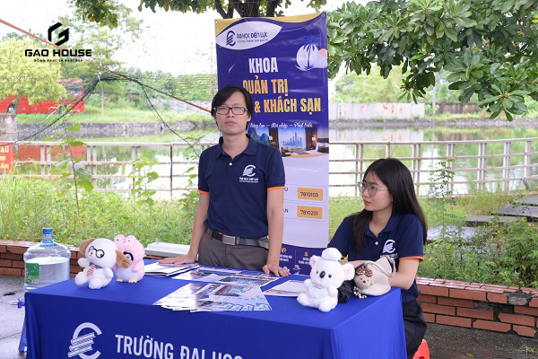 áo đồng phục đại học điện lực