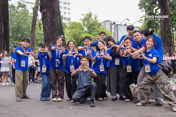 áo đồng phục trường đại học kiến trúc tphcm