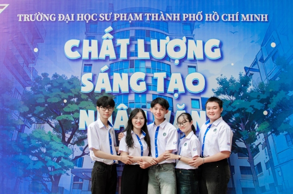 áo đồng phục trường đại học sư phạm tphcm