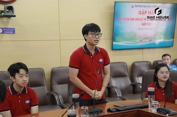 đặt đồng phục đại học thủy lợi