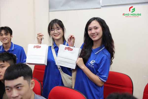 đồng phục đại học điện lực