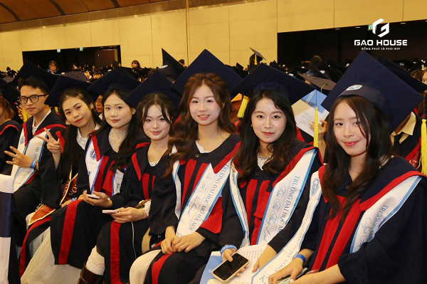 đồng phục tốt nghiệp trường đại học mỏ hà nội