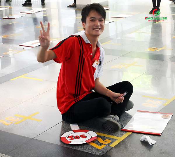 may đồng phục trường đại học kiến trúc tphcm